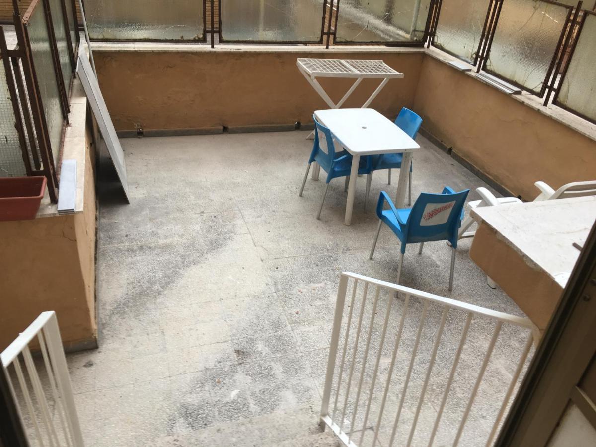 Ostia Roma Vacanze Al Mare Apartment Bagian luar foto