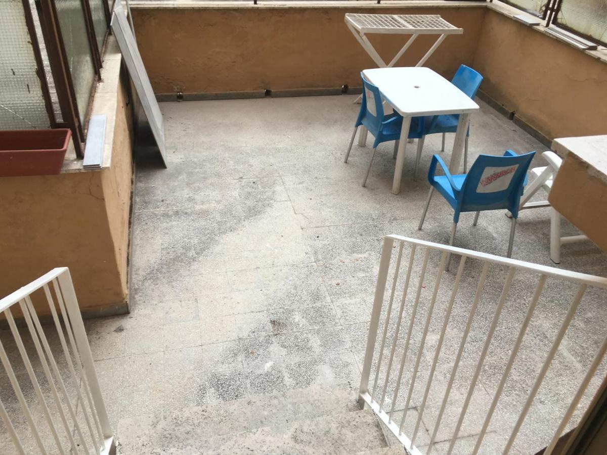 Ostia Roma Vacanze Al Mare Apartment Bagian luar foto